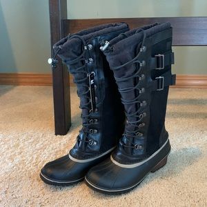 Sorel Women’s Waterproof Conquest Carly Boots
